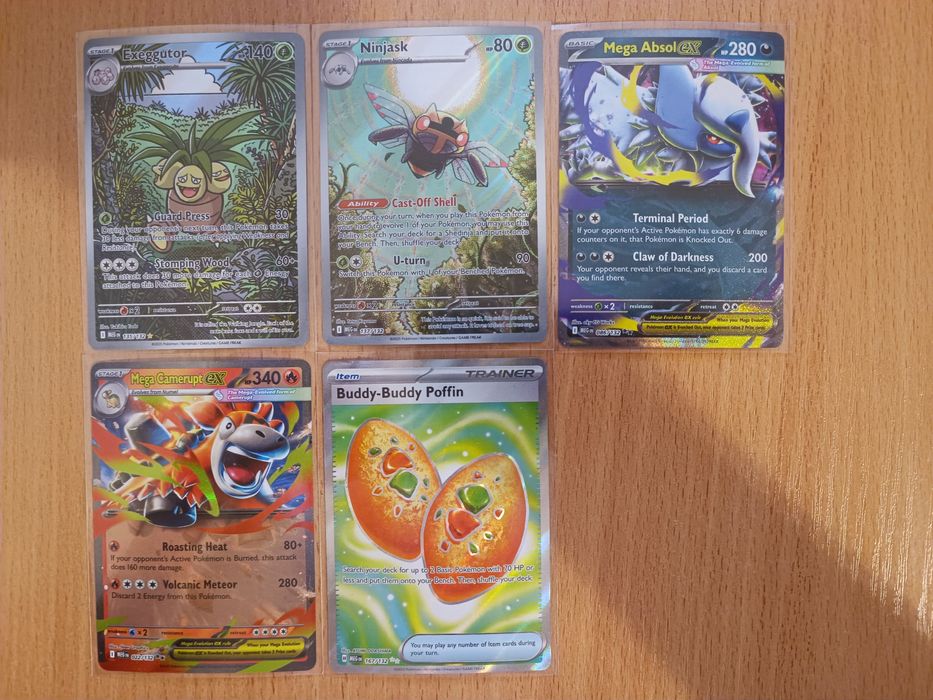 Karty pokemon z setu Mega Evolution