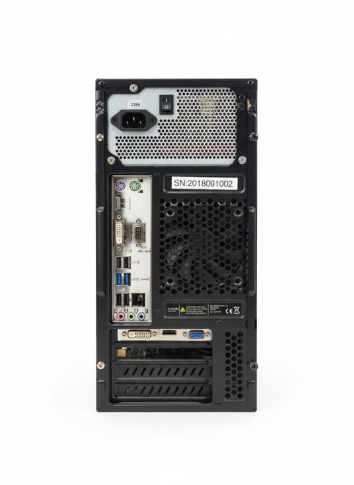 Komputer PC 8GB DDR3, SSD 240gb chieftec