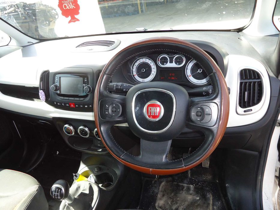 Fiat 500L 1.3 Mjet 85cv (199B4000) de 2014 só ás peças