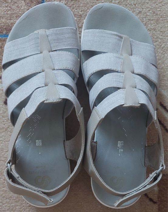 Жіночі босоніжки Clarks р.39