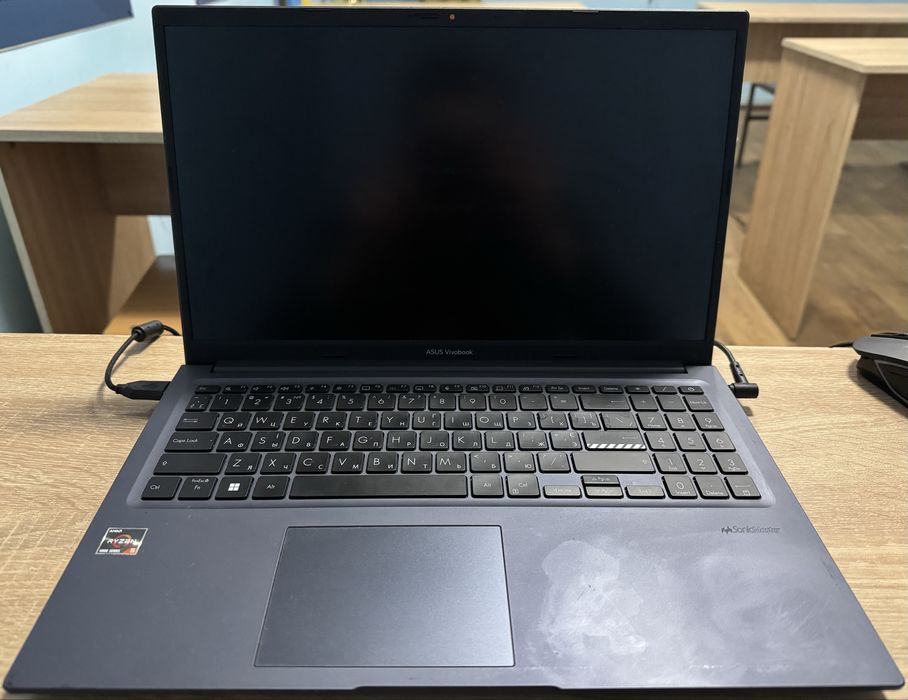 Ноутбук Asus Vivobook