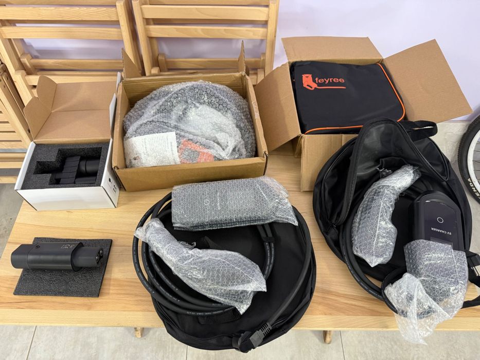 Зарядні пристрої до електромобіля