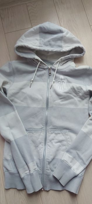 Dziewczeca Bluza Nike szara r. 134-140 cm.