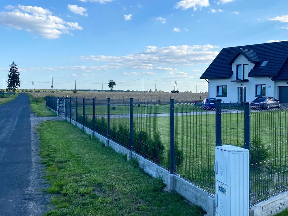 Ogrodzenie panelowe fi4 H-1230 + podmurówka 62 zł mb - Montaż