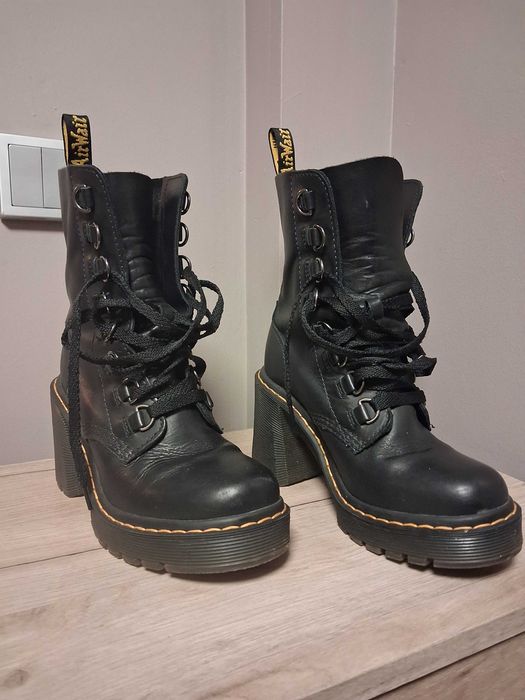 Dr. Martens Chesney buty