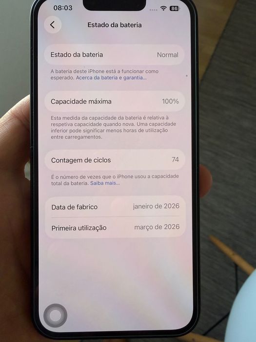 IPhone 17e novo. Comprado em março de 2026 em estado imaculado.