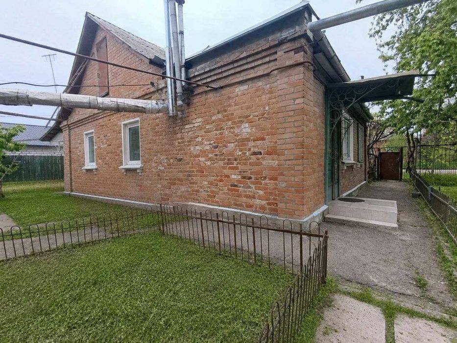 Будинок на Браїлках, в який можна заїхати і жити вже сьогодні!