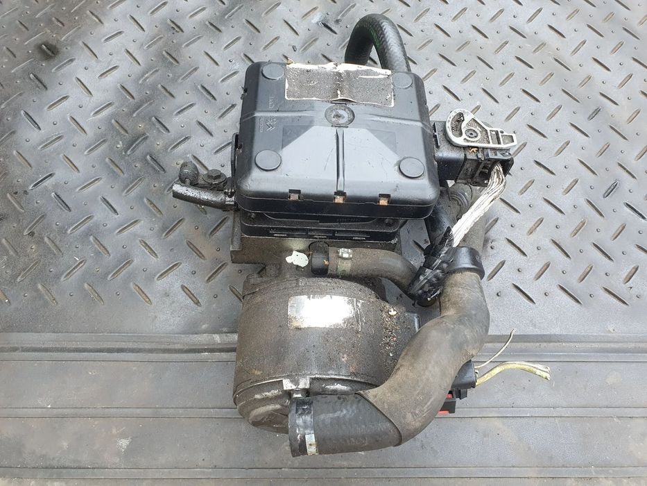 POMPA HYDRAULICZNA ZAWIESZENIA CITROEN C5 I  9636713880 POSIADAM 2 SZT