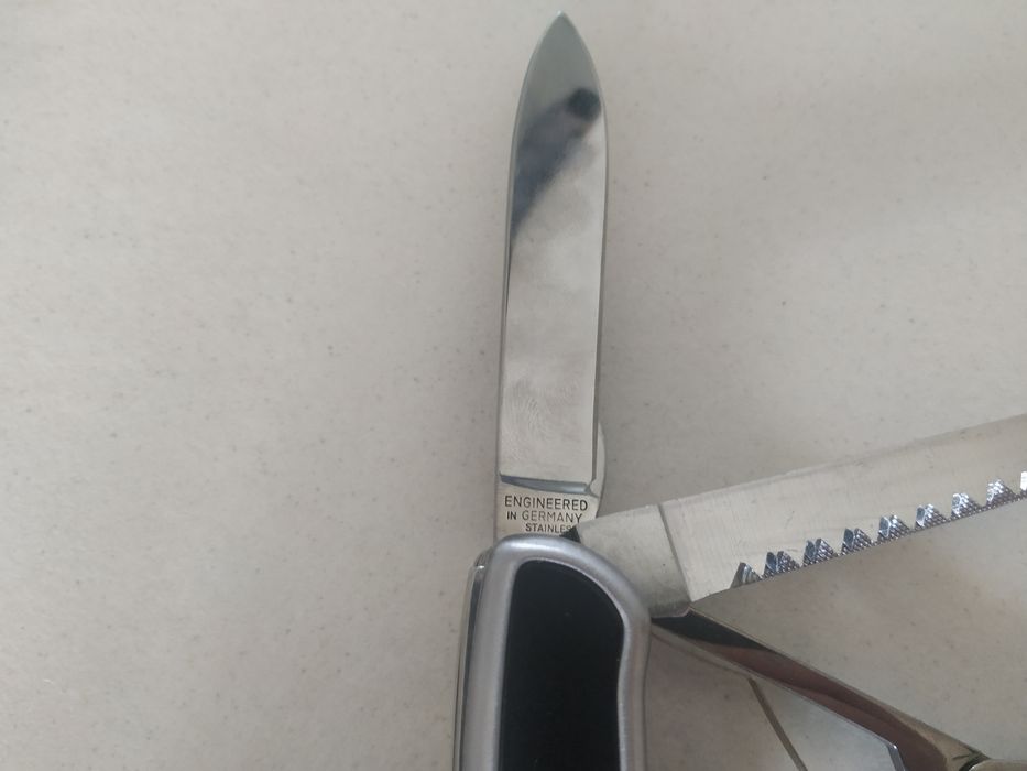 Mercedes Benz scyzoryk