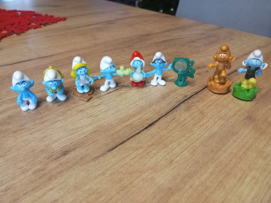 Figurki smerfy kolekcja