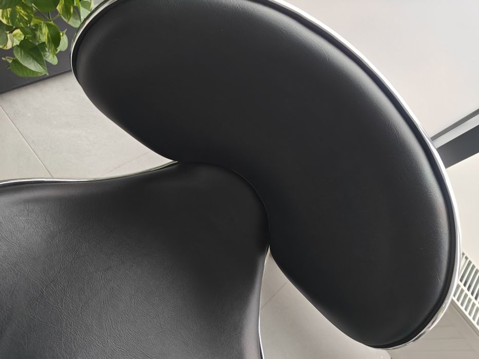 Taboret kosmetyczny Giovanni