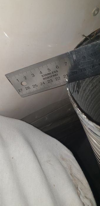 Tubo inox. flexível 3 m.  Diâm. 200mm  e 5m de diâm. 110mm. novo