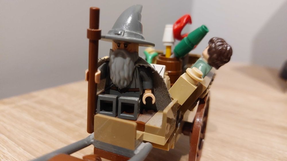 LEGO 9469 Lord of the Rings - Przybycie Gandalfa