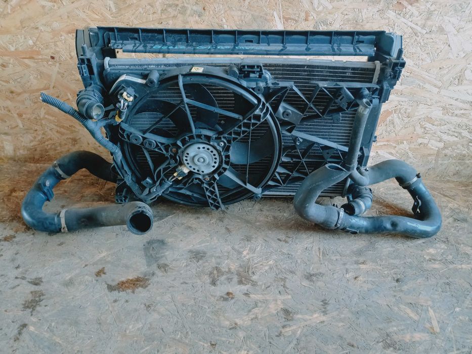 Fiat Doblo Opel Combo 1.3 CDTI diesel pas przedni belka wzmocnienie