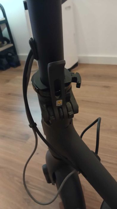 Trotinete Xiaomi Mi Essential a funcionar