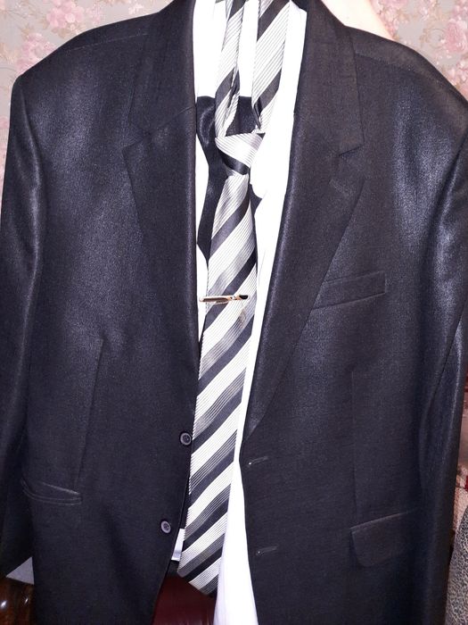 Костюм мужской классика размер 50-52 на высокого мужчину