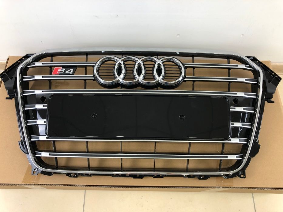 решетка радиатора Audi A4 s4 12-15 г B8 рестайл решетка Audi а4 с4