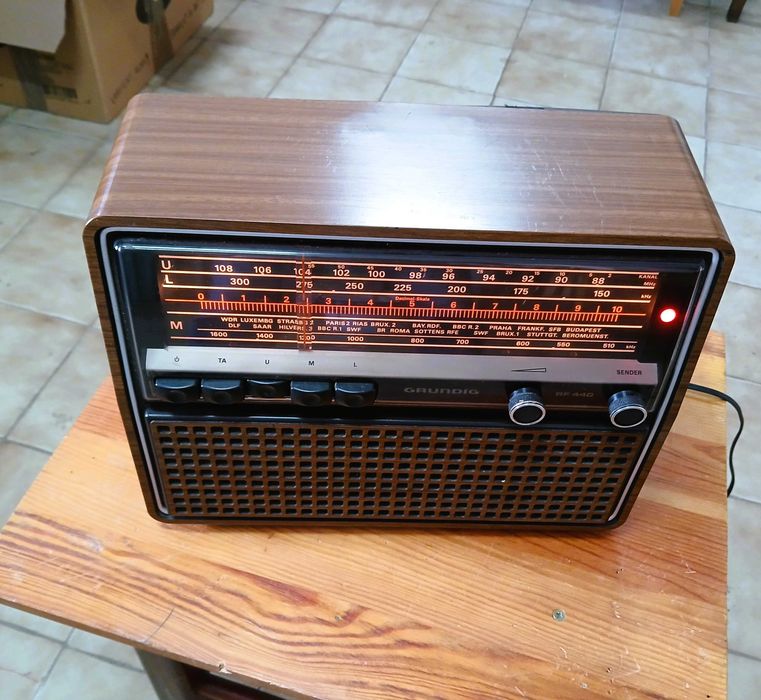 Radio Grundig RF 440