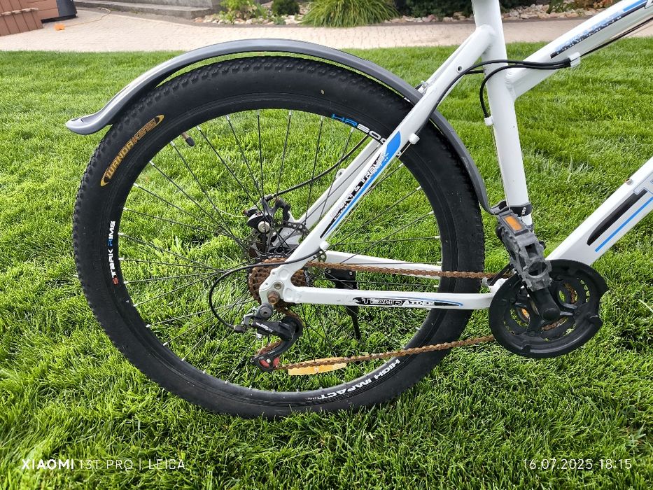 Rower górski w dobrym stanie.