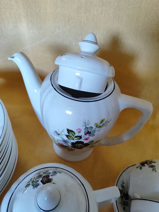 Serviço de chá/café completo Sacavém - 12 pessoas (39 peças)