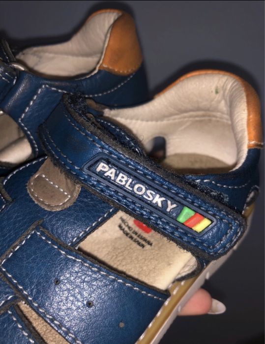 Sandalia de criança