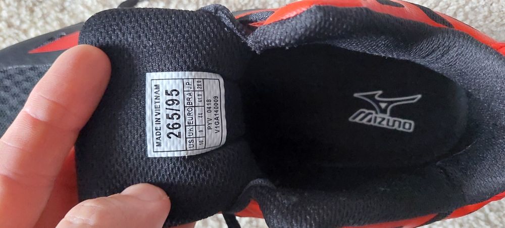 Кросівки mizuno wave