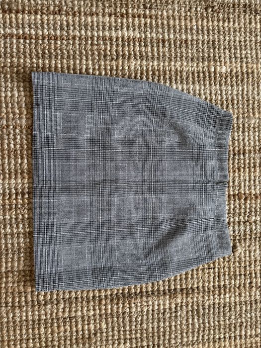 Szara spódnica mini w kratę H&M