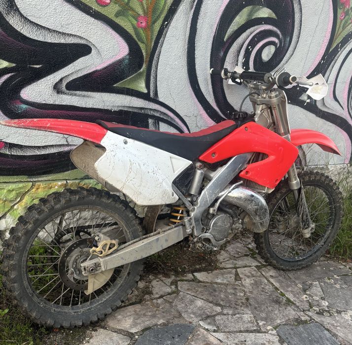 Vendo mota 125 cr 2t