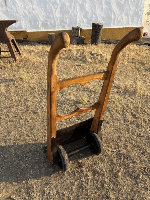 Carrinho porta Sacas de debulhadora antigo