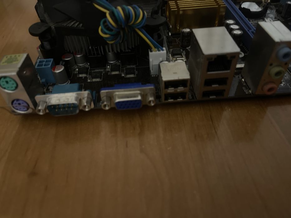 Продам материнская плата комплект ASUS P5G41-M LX