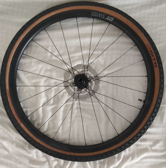 Conjunto de Rodas DT Swiss G 1800 SPLINE 25 Gravel + Pneus + Cassete + Discos + Saco SWIFT