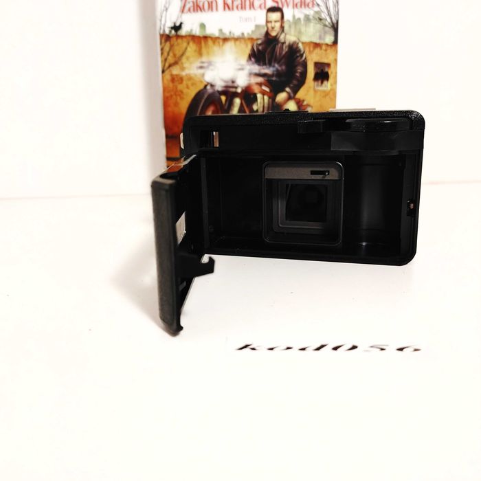 KODAK Instamatic 77X - analogowy aparat fotograficzny na film 126