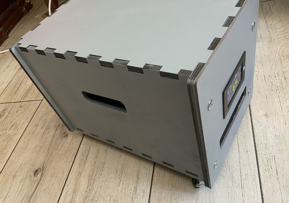 Зарядная станция LiFePO4 аккумуляторная сборка 4 кВт