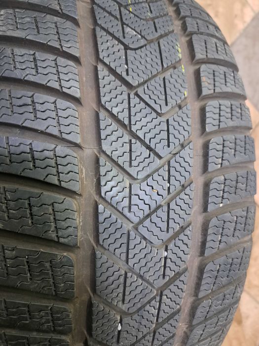 Opona 275/40R18 Pirelli SottoZero 3 275/40/18