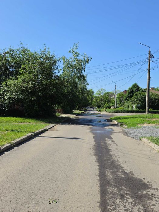 Продається земельна ділянка в центрі міста 6 соток,пр.Центральнай/9 Слобідська