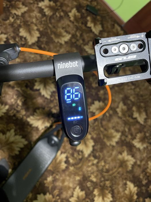 Продам электро самокат ninebot f2 pro e 55 км запас хода