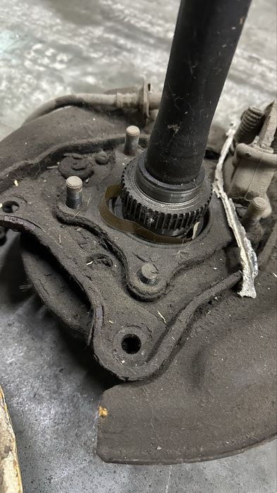 Напіввісі Toyota Land Cruiser 90