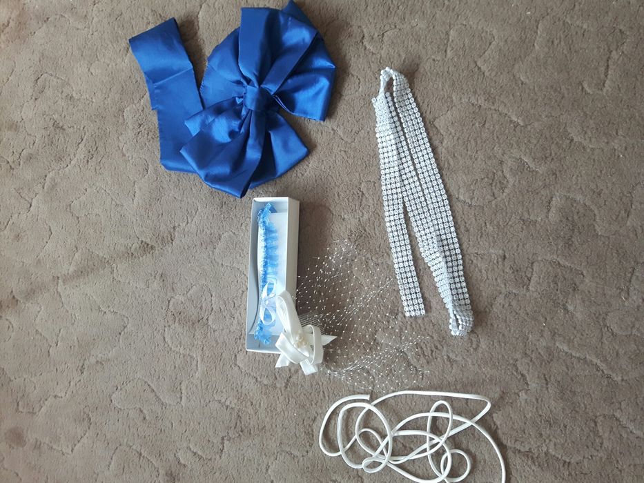 Suknia ślubna śmietankowa