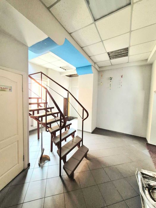 Здам в оренду двоповерхову будівлю 100 м2 в центрі, на вул. Шевченка.