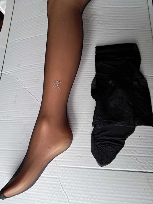 Pończochy  ze szwem i inne z piętą