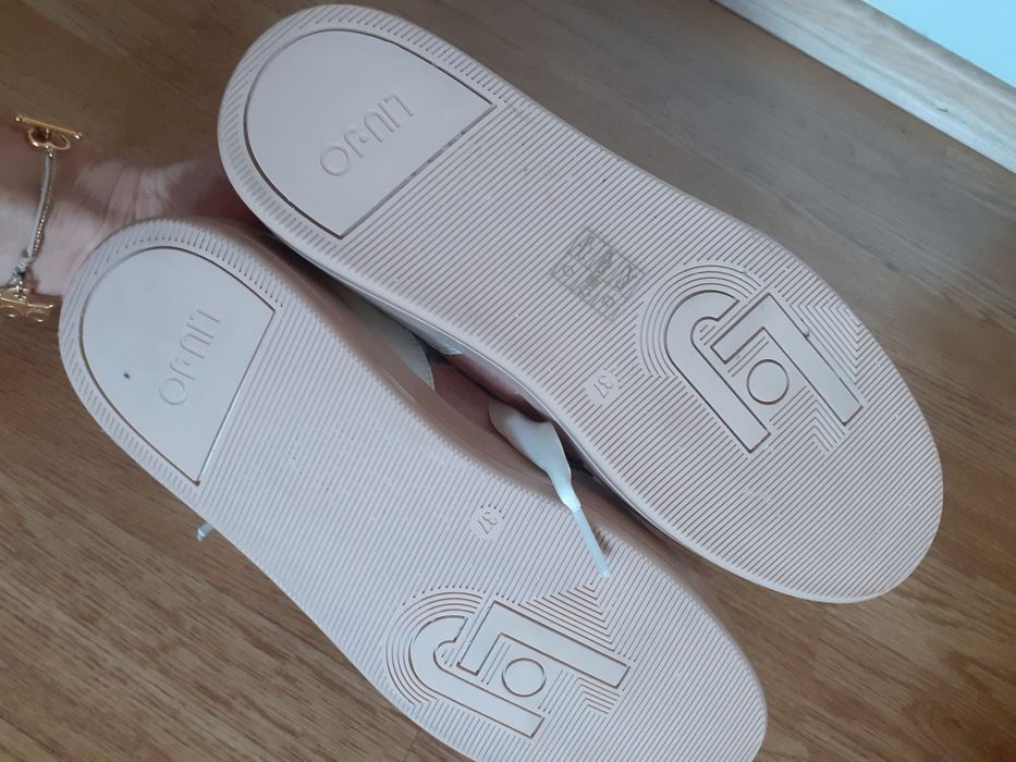 Sneakersy LIU JO 37