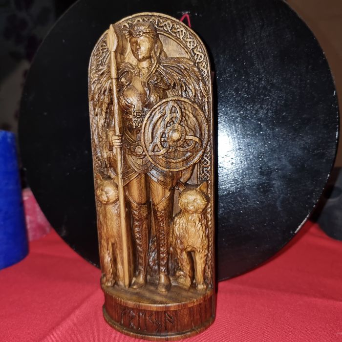 Фрея ручная работа