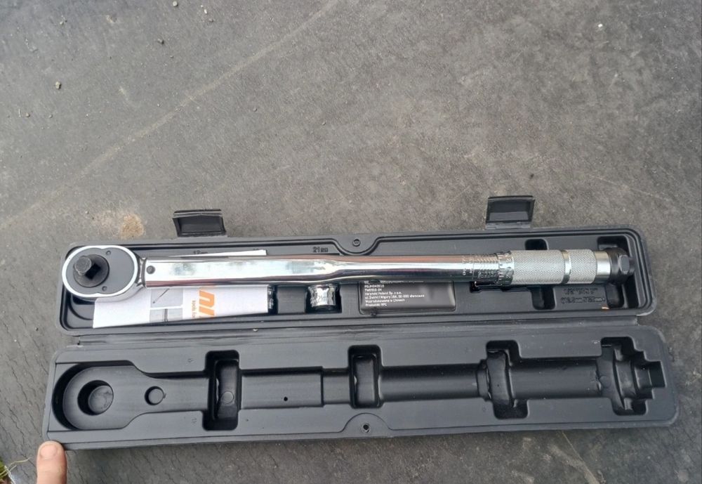 Klucz dynamometryczny niteo nasadki nowy