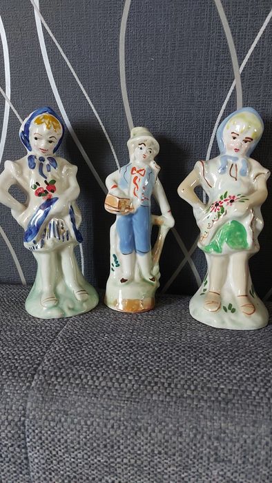 Trzy figurki,  sprzedam razem