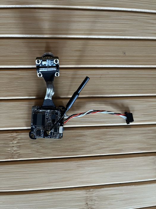 Ultralekki VTX systemu CADDX Walksnail Ascent