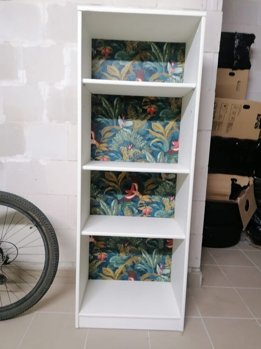 Szafka regał półka meble komoda witryna biala biale retro słupek