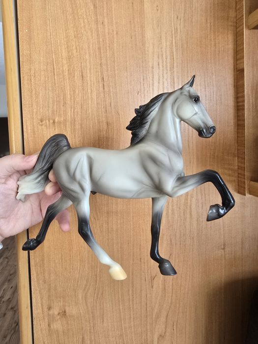 Breyer Clasics Mason Koń roku 2018 (Schleich, CollectA, Copperfox)