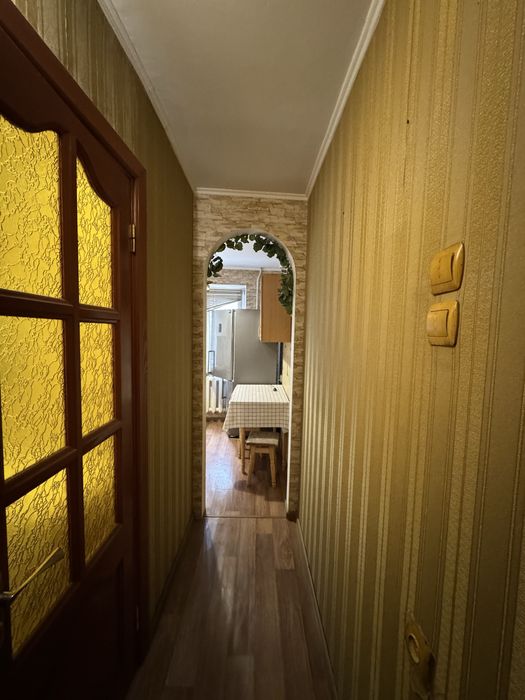 Здається 1 кімнатна на Кн. Острозьких з ремонтом можна на коротк.термі