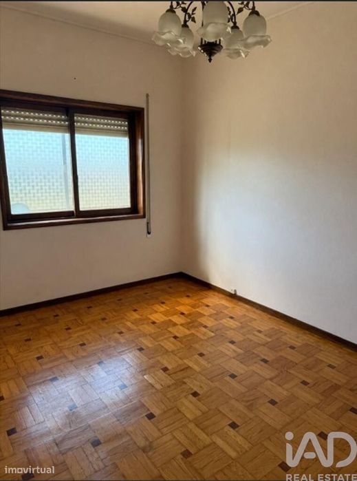 Apartamento T3 em Pedrouços de 77,4 m2