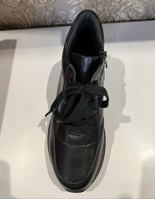 Ботинки жіночі шкіряні демисезонні